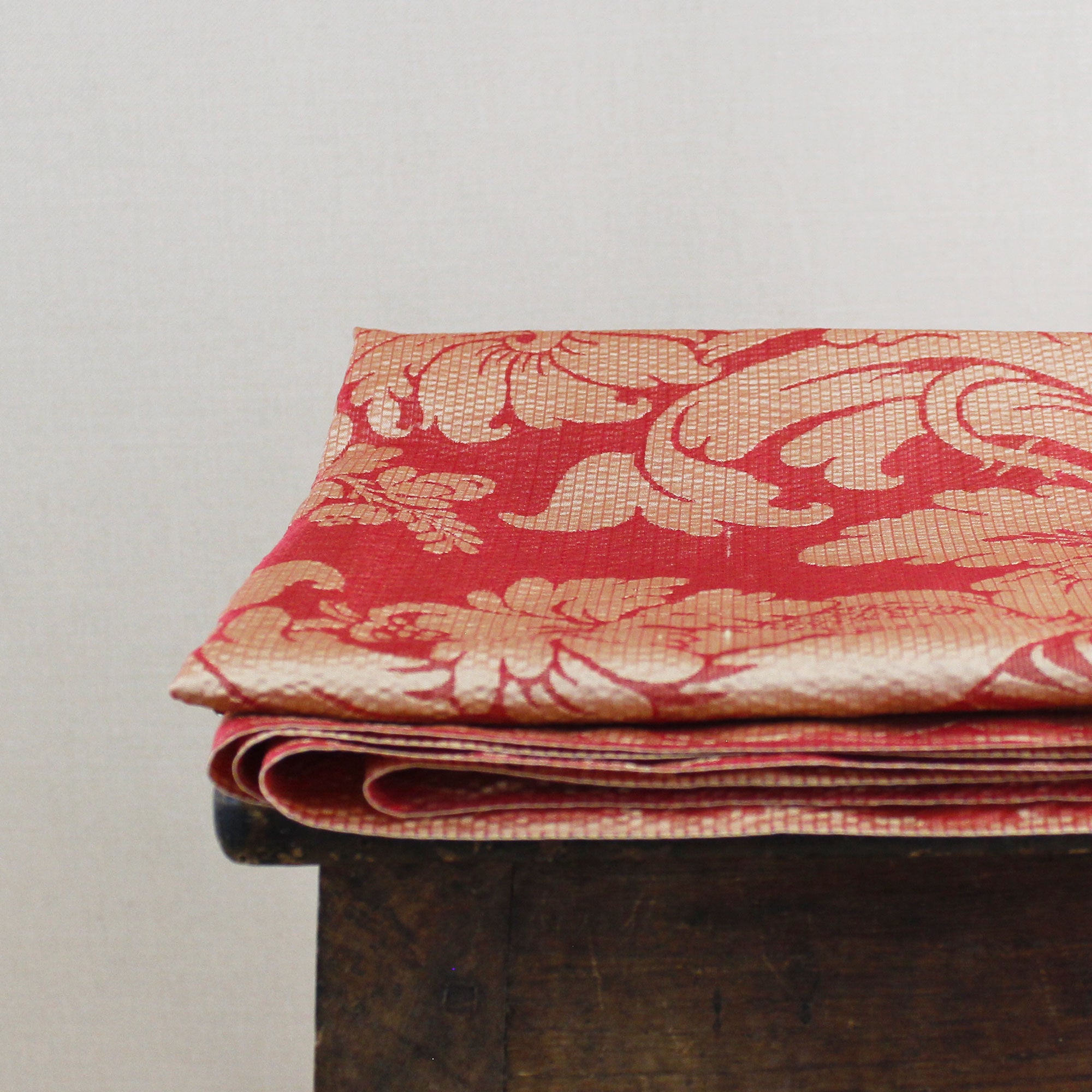 Coupon Damas soie rouge et or - Philéone